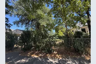 2525 28th St, Sacramento, CA 95818 - Photo 1