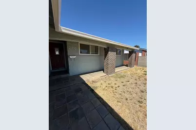 2810 Alison Court, Sacramento, CA 95826 - Photo 3