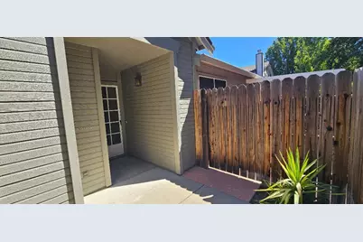 6348 Laguna Mirage Lane, Elk Grove, CA 95758 - Photo 35