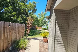 6348 Laguna Mirage Ln, Elk Grove, CA 95758 - Photo 31