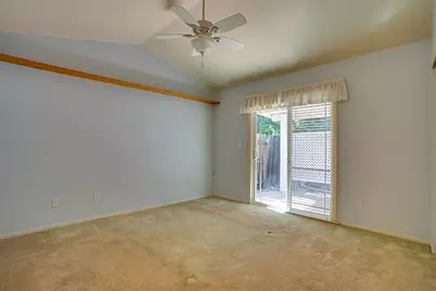 6348 Laguna Mirage Lane, Elk Grove, CA 95758 - Photo 15