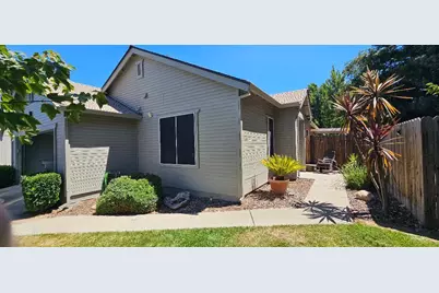 6348 Laguna Mirage Lane, Elk Grove, CA 95758 - Photo 1