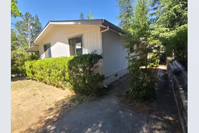 18635 Douglas, Applegate, CA 95703 - Photo 5