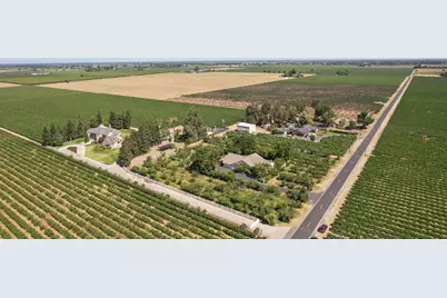 21649 N Des Moines Road, Acampo, CA 95220 - Photo 95