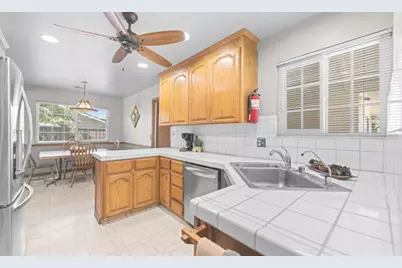 3947 Timberline Drive, San Jose, CA 95121 - Photo 13