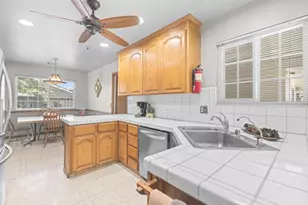 3947 Timberline Dr, San Jose, CA 95121 - Photo 13