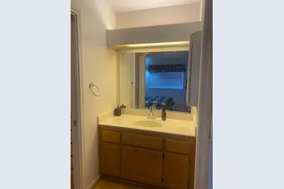 7566 Sunmore Lane, Sacramento, CA 95828 - Photo 13