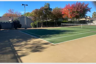 7566 Sunmore Lane, Sacramento, CA 95828 - Photo 37