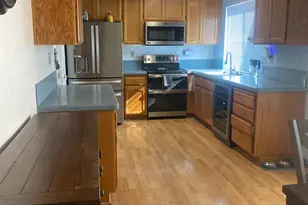 7566 Sunmore Ln, Sacramento, CA 95828 - Photo 19