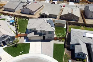 1856 Morro Ct, Los Banos, CA 93635 - Photo 3
