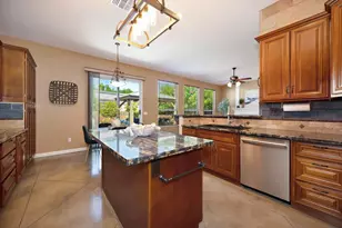 718 Hunter Pl, Folsom, CA 95630 - Photo 5