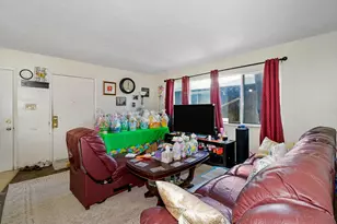 7319 Berna Way, Sacramento, CA 95823 - Photo 5