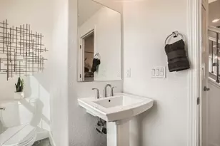 2001 Baker Pl, Woodland, CA 95776 - Photo 13