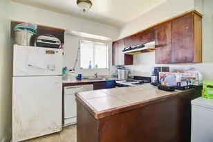 7325 Arleta Ct, Sacramento, CA 95823 - Photo 7