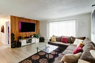 7328 Arleta Ct, Sacramento, CA 95823 - Photo 9