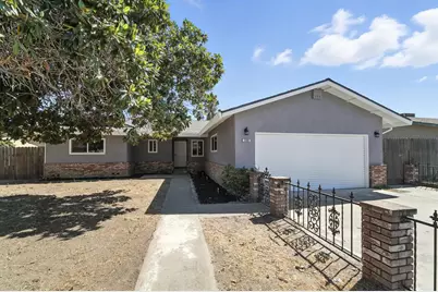 300 Lewis Street, Turlock, CA 95380 - Photo 1