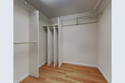 8045 Arroyo Vista Drive, Sacramento, CA 95823 - Photo 15