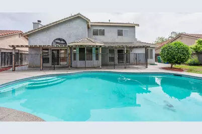 1631 Fir Drive, Los Banos, CA 93635 - Photo 5