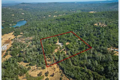 13417 Hallwood Place, Grass Valley, CA 95949 - Photo 17