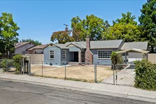 2327 E Acacia St, Stockton, CA 95205 - Photo 5