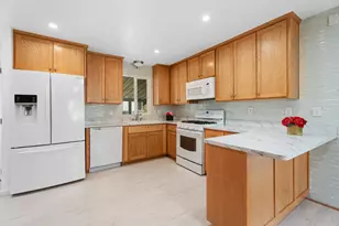 Stonebrook Dr, Folsom, CA 95630 - Photo 11