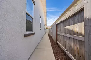 7040 Orbital Ln, Roseville, CA 95747 - Photo 31