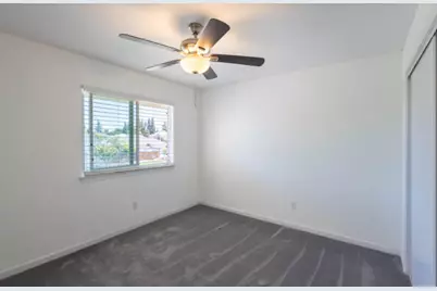 5400 Lawnview Way, Elk Grove, CA 95758 - Photo 33