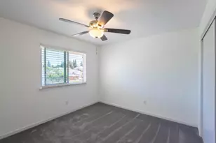 5400 Lawnview Way, Elk Grove, CA 95758 - Photo 33