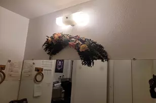 8252 Center Pkwy, Sacramento, CA 95823 - Photo 11