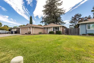 20 Lochmoor, Sacramento, CA 95823 - Photo 3