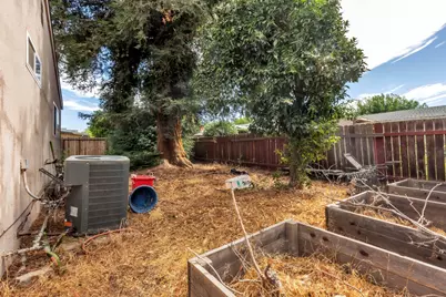 20 Lochmoor, Sacramento, CA 95823 - Photo 25