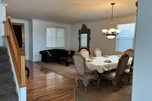 8800 Tiogawoods Dr, Sacramento, CA 95828 - Photo 7