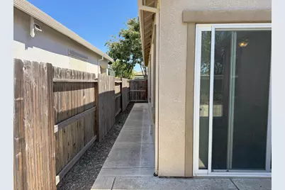 2144 Arlington Drive, Roseville, CA 95747 - Photo 27