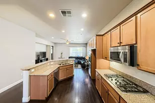 2144 Arlington Dr, Roseville, CA 95747 - Photo 5