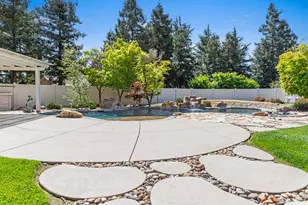 5000 Peach Blossom Ln, Oakdale, CA 95361 - Photo 17