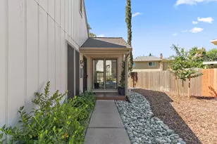 3928 Park Cir Ln, Carmichael, CA 95608 - Photo 3