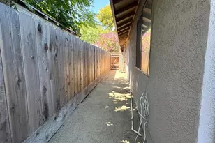 1032 Souza St, Turlock, CA 95380 - Photo 23