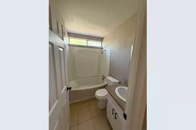 1010 Roselawn Avenue, Modesto, CA 95351 - Photo 5