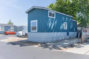 E F St, Oakdale, CA 95361 - Photo 5