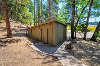 1901 Wyehka Way, Mount Shasta, CA 96067 - Photo 51