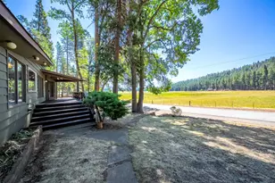 1901 Wyehka Way, Mount Shasta, CA 96067 - Photo 49