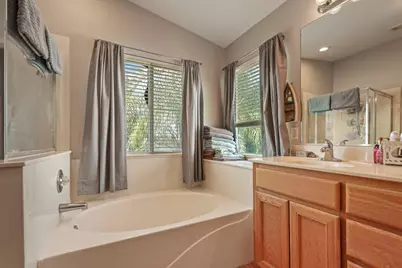 924 Dancer Way, Turlock, CA 95382 - Photo 31