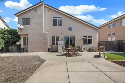 924 Dancer Way, Turlock, CA 95382 - Photo 33