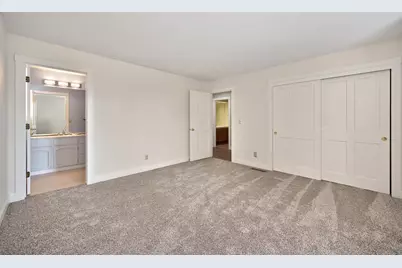 3928 Waynesboro Court, Stockton, CA 95219 - Photo 25