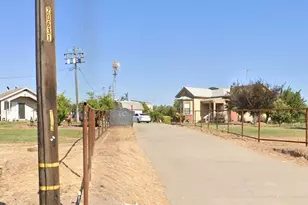 1313 S Stearns Rd, Oakdale, CA 95361 - Photo 1