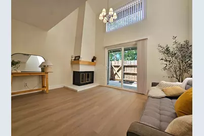 5577 Hillsdale Boulevard #3, Sacramento, CA 95842 - Photo 1