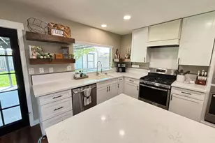 174 Trent Dr, Galt, CA 95632 - Photo 9