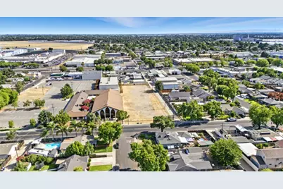 1732 Miller Ave, Modesto, CA 95354 - Photo 3