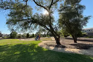 5731 Secret Creek Dr, Rocklin, CA 95677 - Photo 35