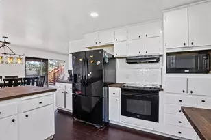 12780 Mt Jefferson St, Groveland, CA 95321 - Photo 13